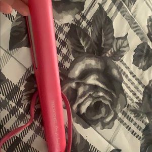 Paul Mitchell hair straightener !